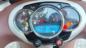 Piaggio Beverly 300 i.e. ABS-ASR (2016 - 20)  (2)