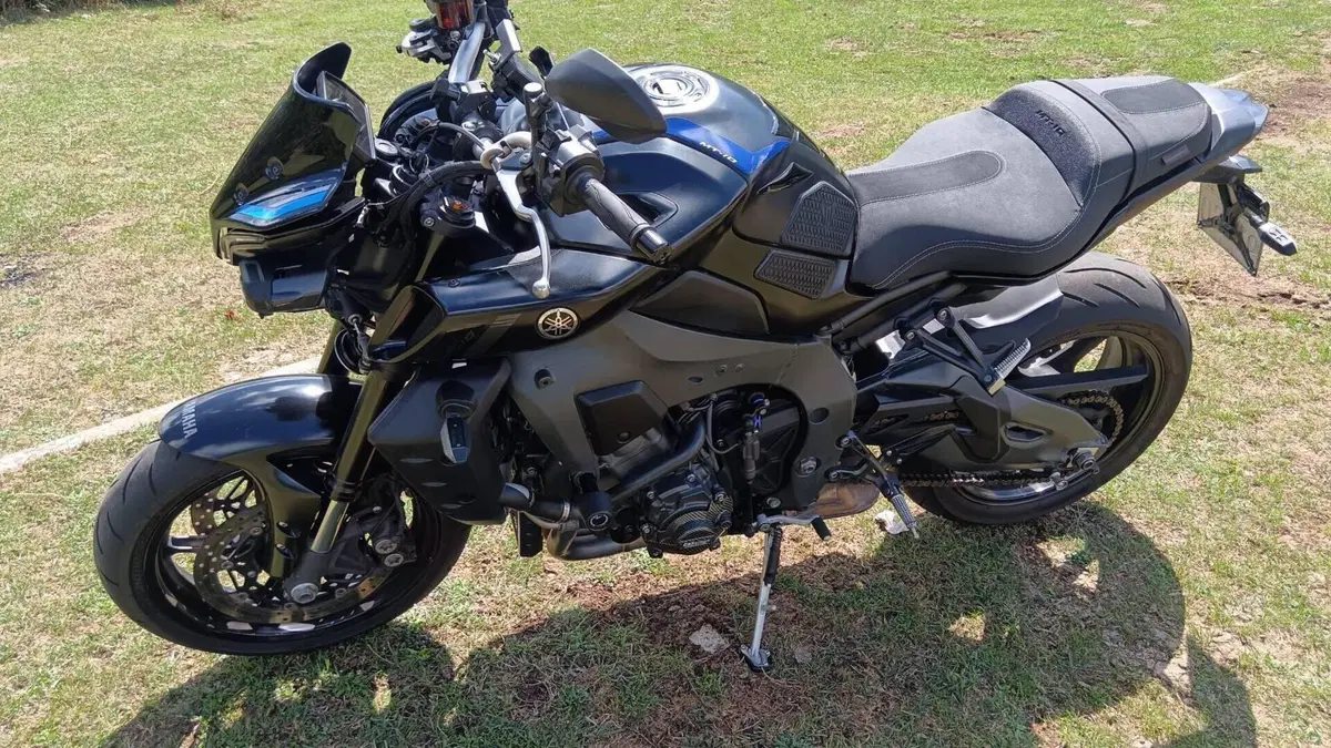 Yamaha MT-10 (2022 - 26)  (3)