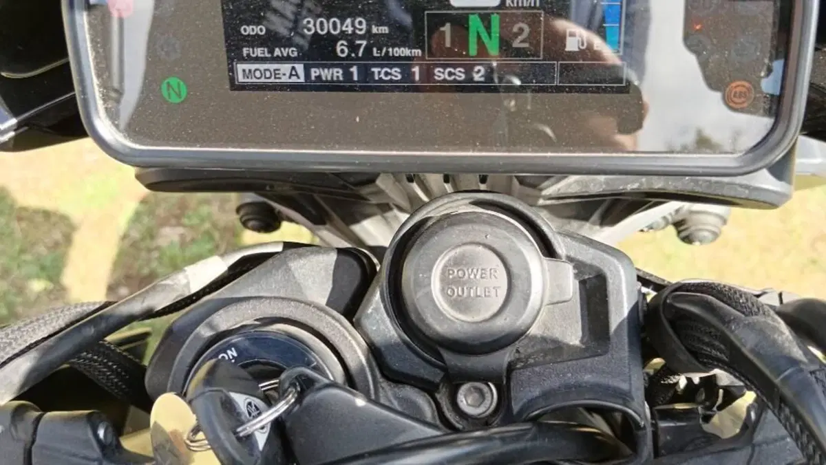 Yamaha MT-10 (2022 - 26)  (5)