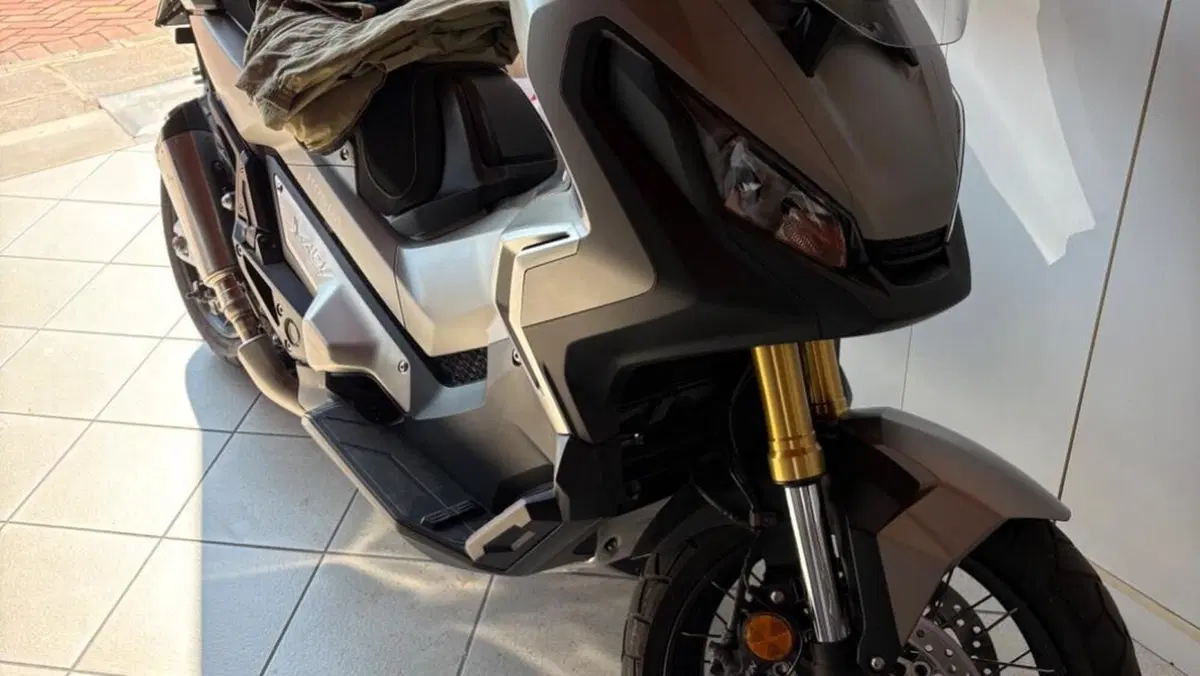 Honda X-ADV 750 (2018 - 20)  (2)