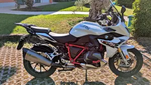 Bmw R 1250 RS (2021 - 25)  (2)