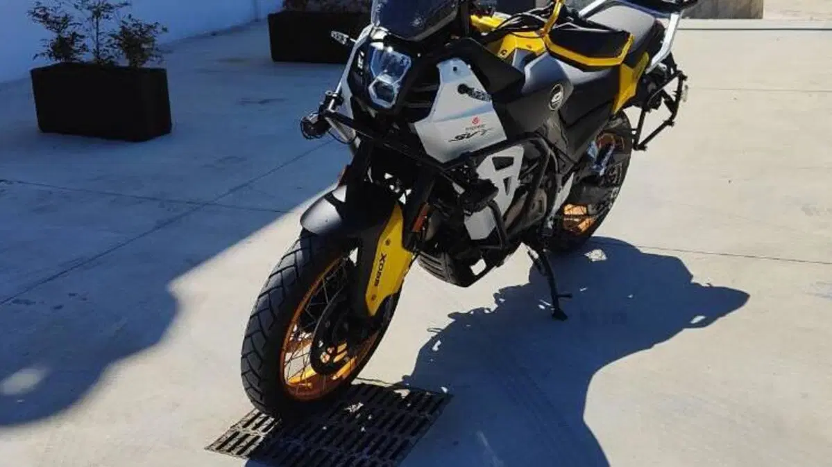 QJ Motor SVT 650 X (2024)  (5)