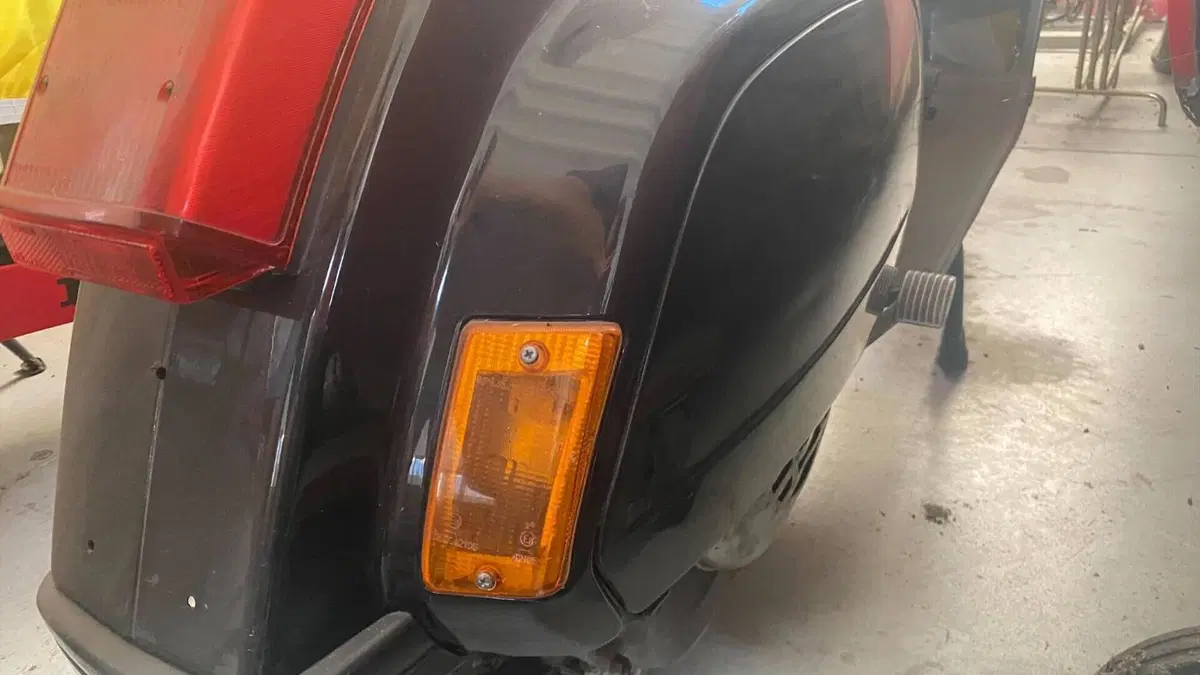 Piaggio Vespa 50 PK  (4)