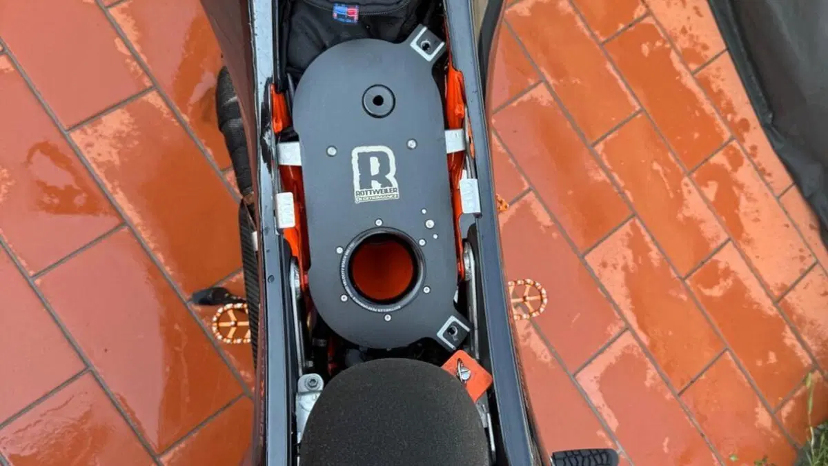 KTM 690 SMC R (2021 - 22)  (17)