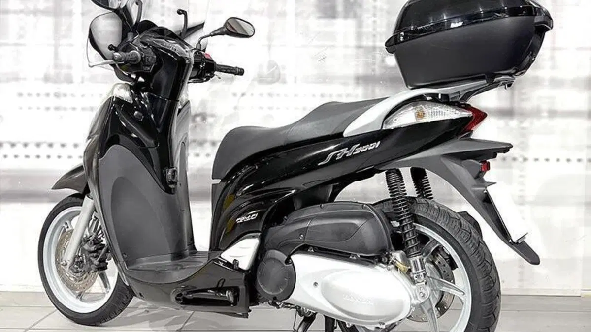 Honda SH 300 i (2006 - 10)  (2)