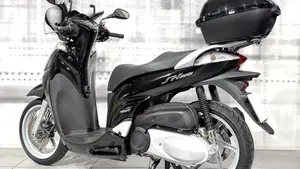 Honda SH 300 i (2006 - 10)  (2)