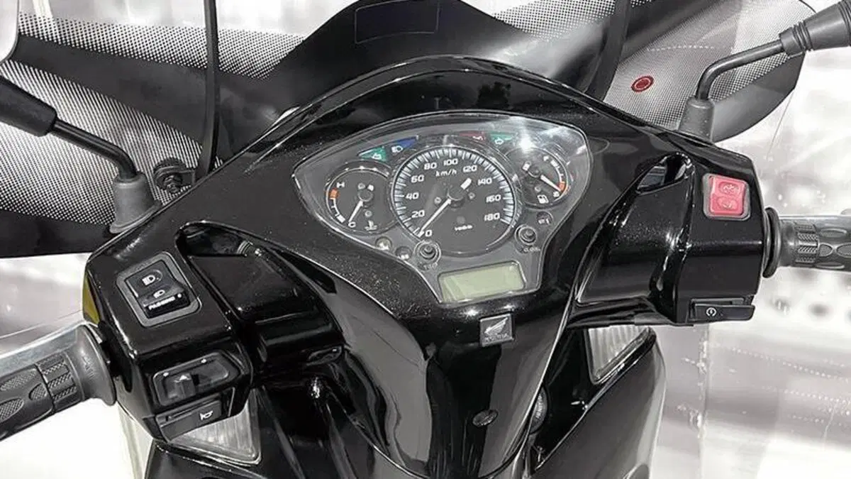 Honda SH 300 i (2006 - 10)  (6)