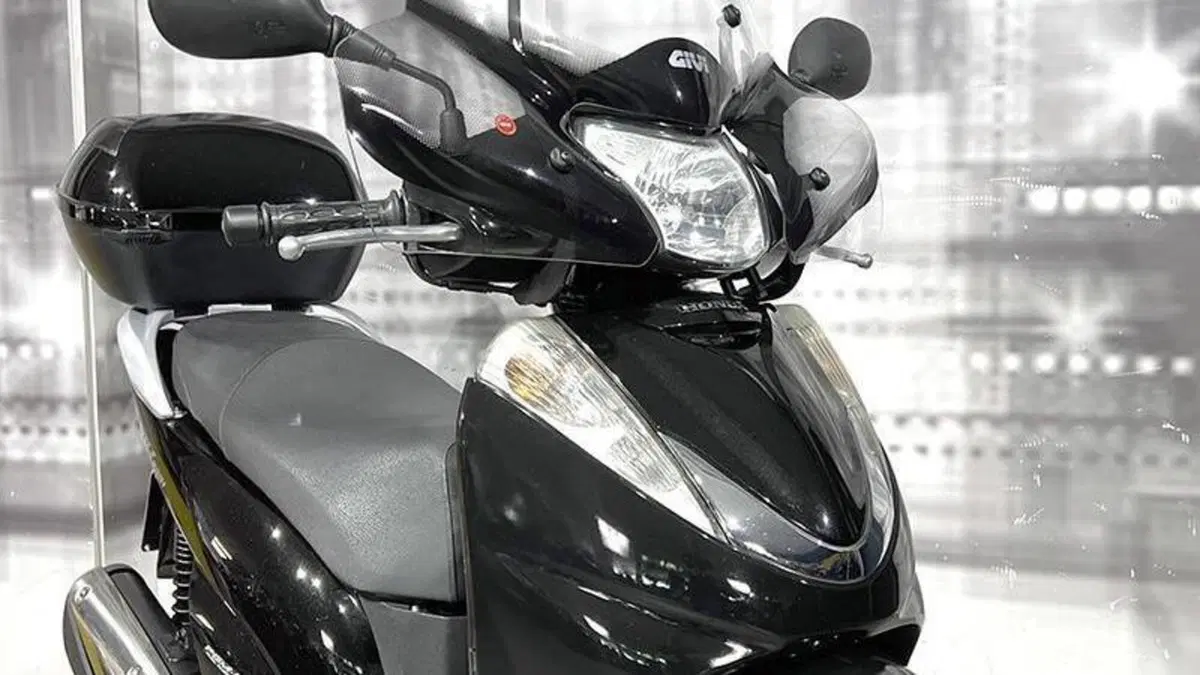 Honda SH 300 i (2006 - 10)  (9)