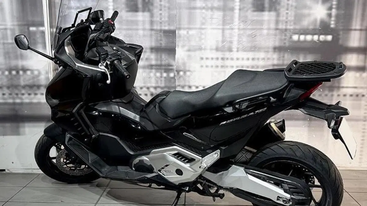 Honda Forza 750 DCT (2021 - 24)  (2)