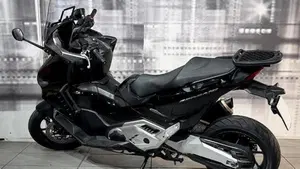 Honda Forza 750 DCT (2021 - 24)  (2)