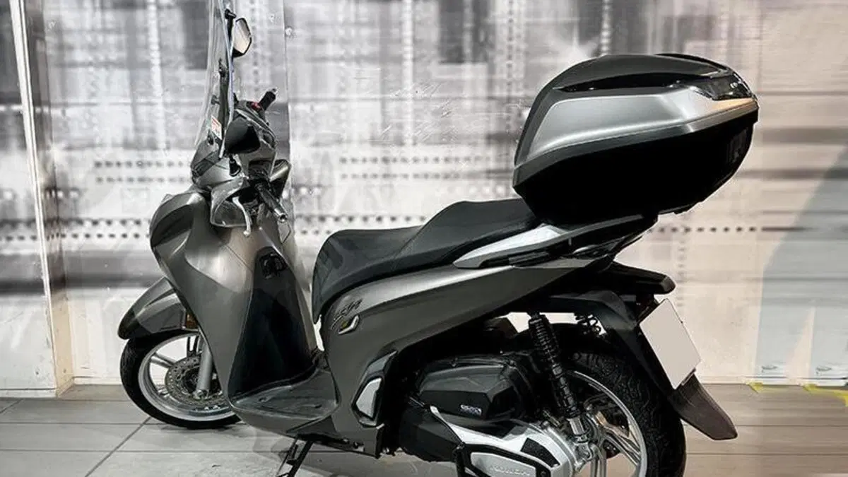 Honda SH 350 (2021 - 24)  (2)