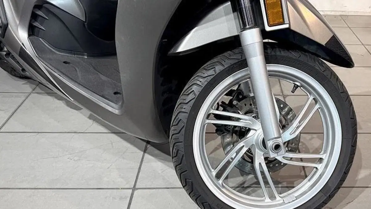 Honda SH 350 (2021 - 24)  (4)