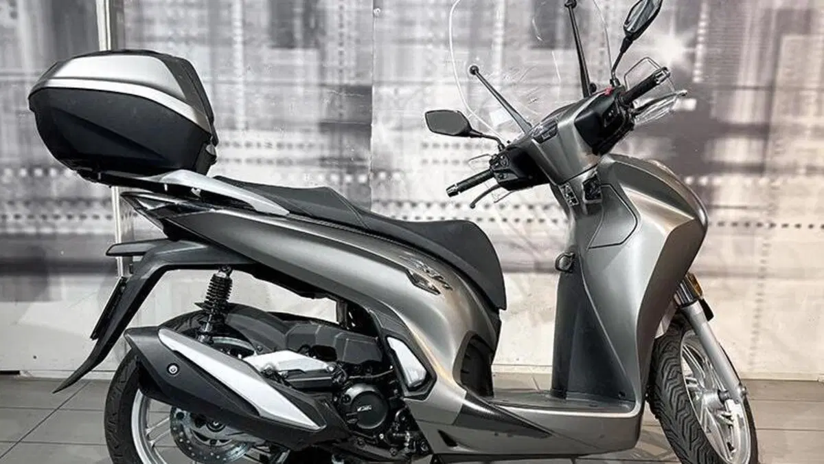 Honda SH 350 (2021 - 24)  (8)