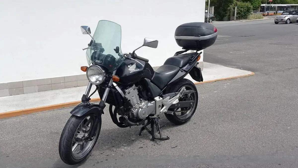 Honda CBF 500  (6)