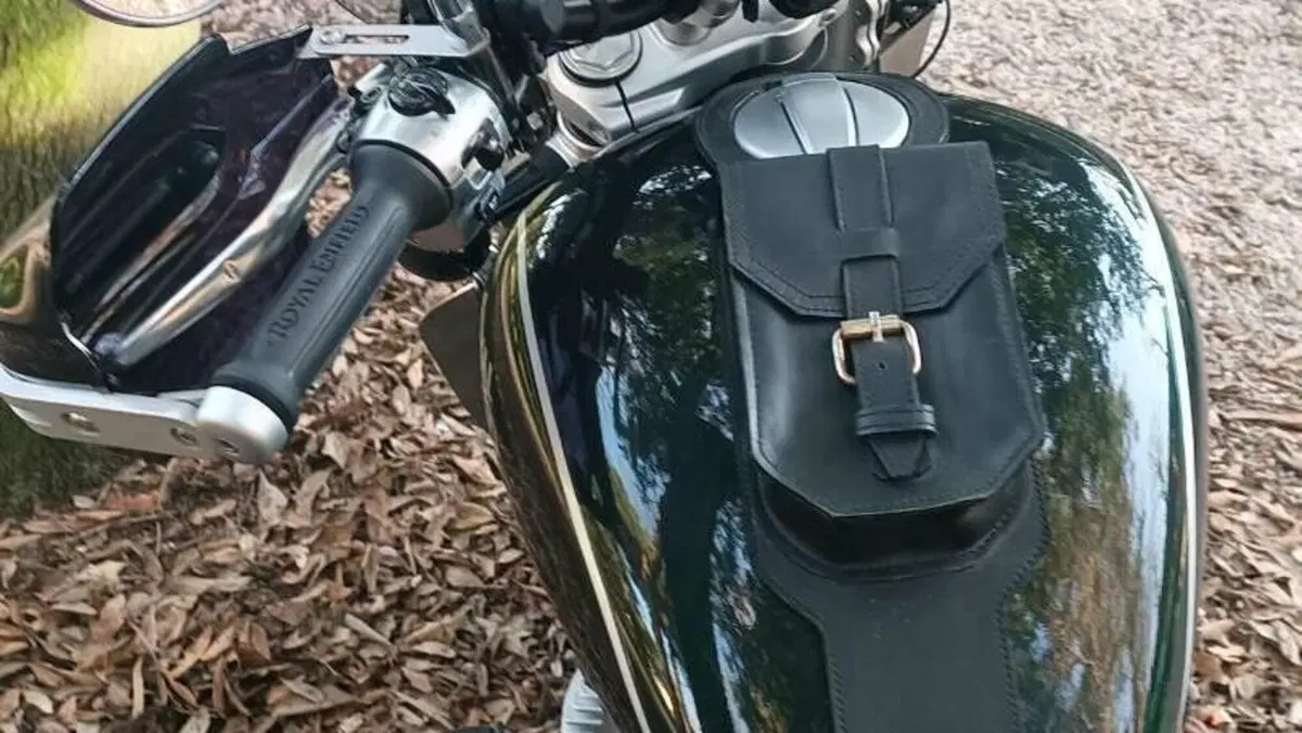 Royal Enfield Super Meteor 650 (2023 - 26)  (3)