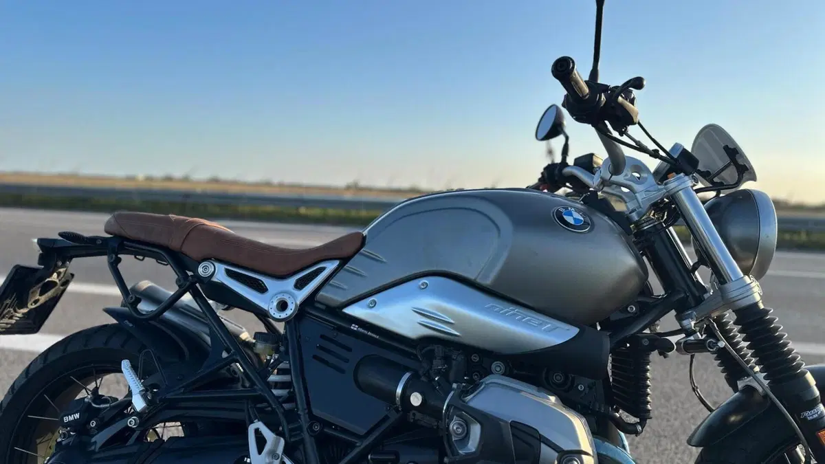 Bmw R nineT 1200 Scrambler (2016 - 20)  (8)