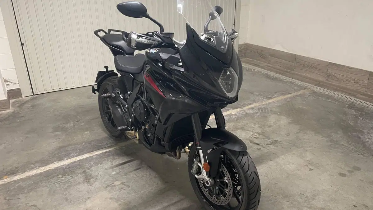 MV Agusta Turismo Veloce 800 R (2023 - 26)  (3)