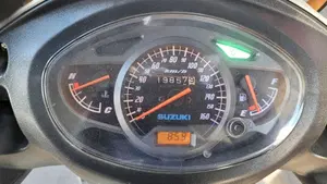 Suzuki SIXteen 150 (2007 - 14)  (9)