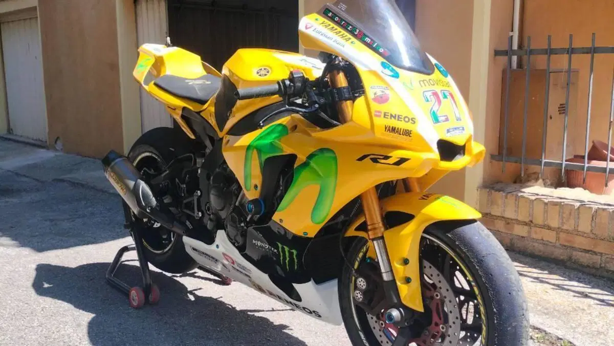 Yamaha YZF R1 (2015 - 16) 