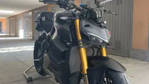 Ducati Streetfighter V4 S (2023 - 24)  (4)