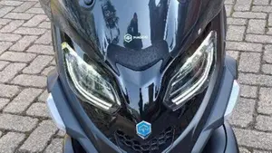 Piaggio MP3 400 Sport ABS Hpe (2023 - 24)  (2)