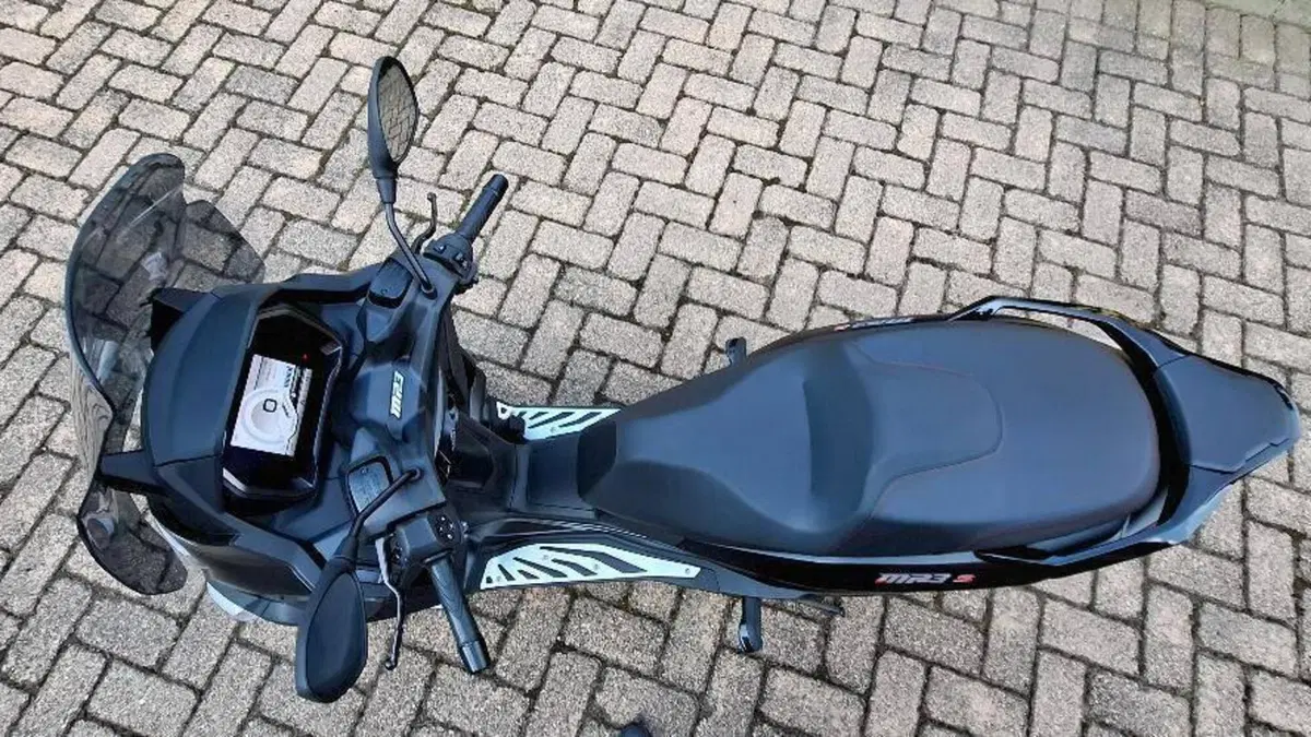 Piaggio MP3 400 Sport ABS Hpe (2023 - 24)  (5)