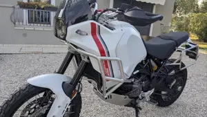 Ducati DesertX (2022 - 25) 