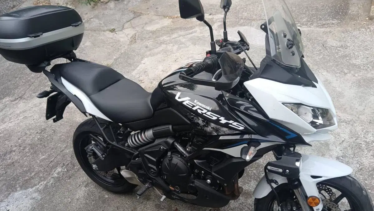 Kawasaki Versys 650 (2021 - 24)  (2)