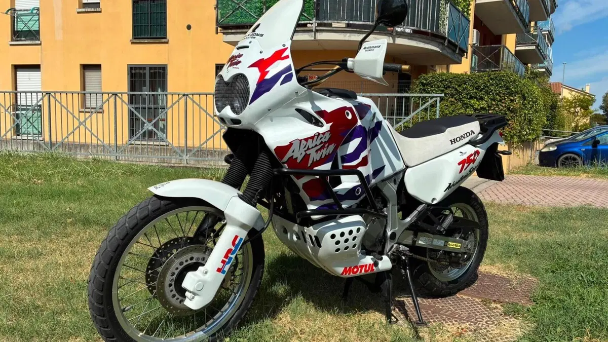 Honda Africa Twin XRV 750 (1996 - 02) 