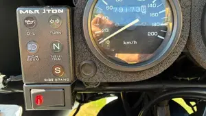 Honda Africa Twin XRV 750 (1996 - 02)  (5)