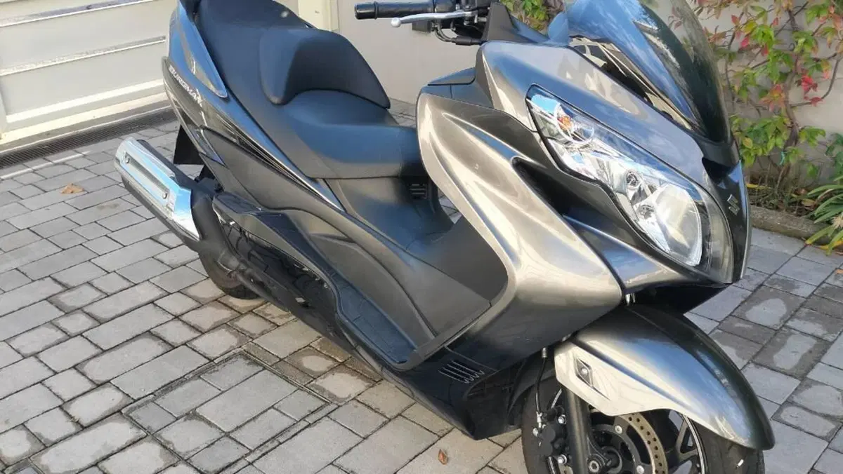 Suzuki Burgman AN 400 Lux (2012 - 16) 