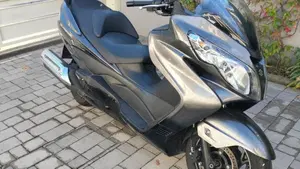 Suzuki Burgman AN 400 Lux (2012 - 16) 