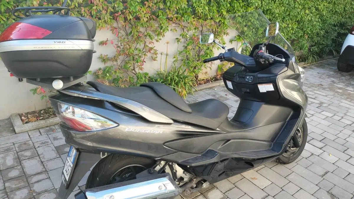 Suzuki Burgman AN 400 Lux (2012 - 16)  (5)