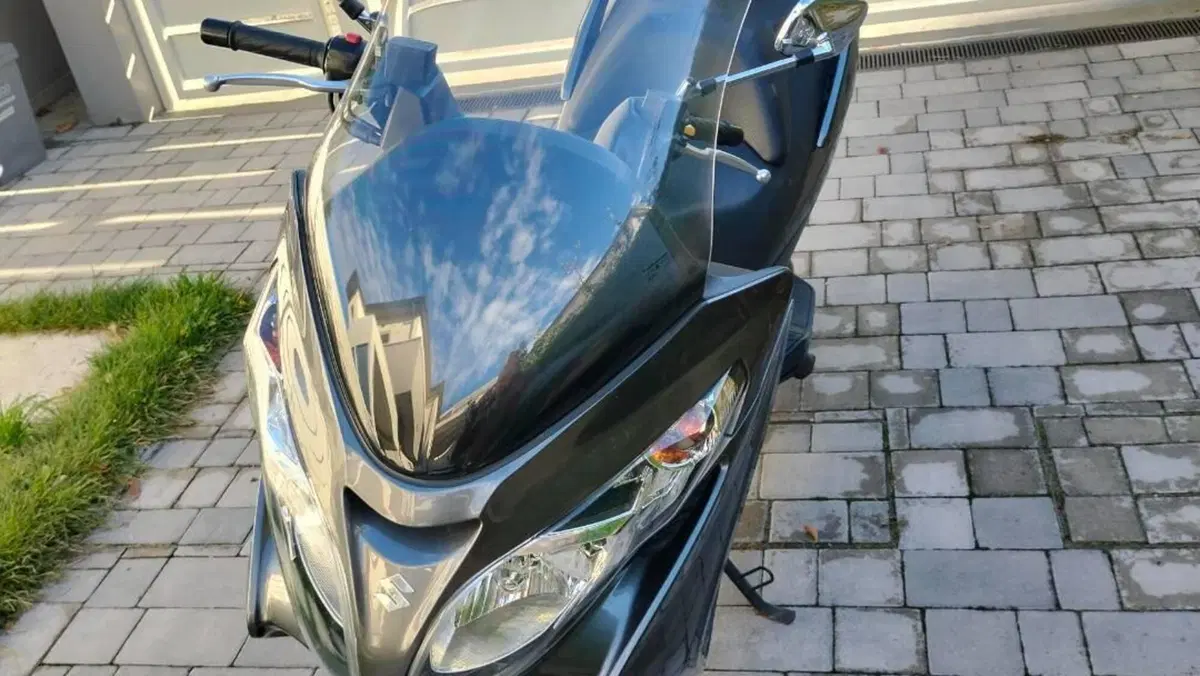 Suzuki Burgman AN 400 Lux (2012 - 16)  (6)