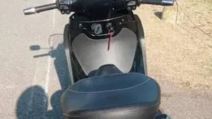 Piaggio Beverly 500  (3)