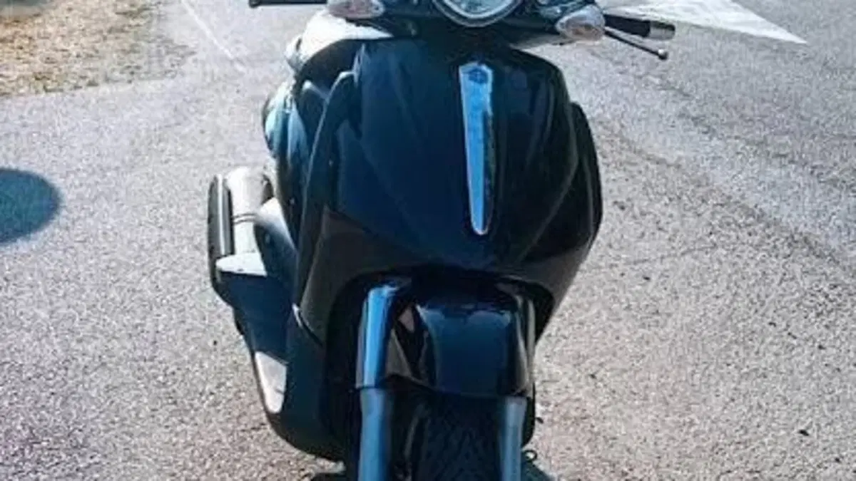 Piaggio Beverly 500  (4)