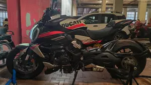 Ducati Diavel V4 (2023 - 26)  (2)
