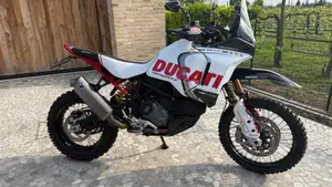 Ducati DesertX Rally (2024 - 25) 