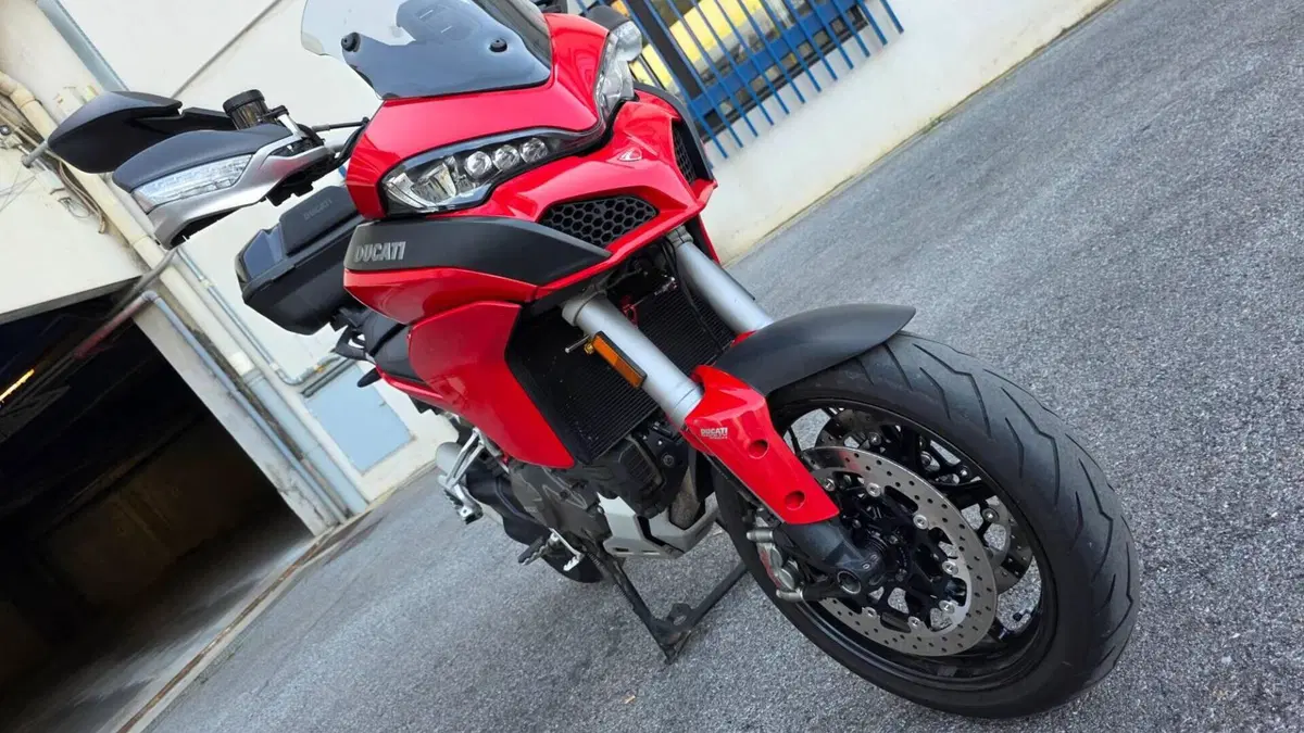 Ducati Multistrada 1200 S (2015 - 17)  (4)
