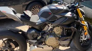 Ducati Streetfighter V4 (2023 - 24)  (12)