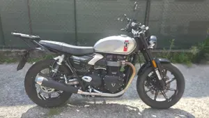 Triumph Speed Twin 900 (2025 - 26) 