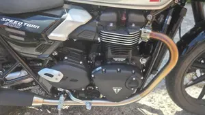 Triumph Speed Twin 900 (2025 - 26)  (5)