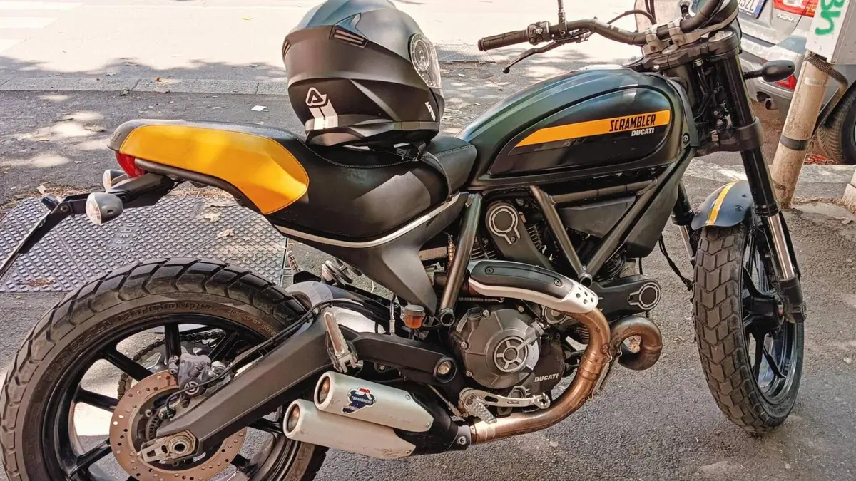 Ducati Scrambler 800 Full Throttle (2015 - 16)  (4)