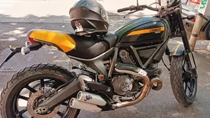 Ducati Scrambler 800 Full Throttle (2015 - 16)  (4)