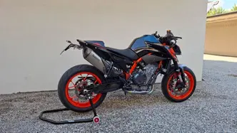 KTM 890 Duke R (2022 - 23)