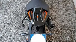 KTM 890 Duke R (2022 - 23)  (6)