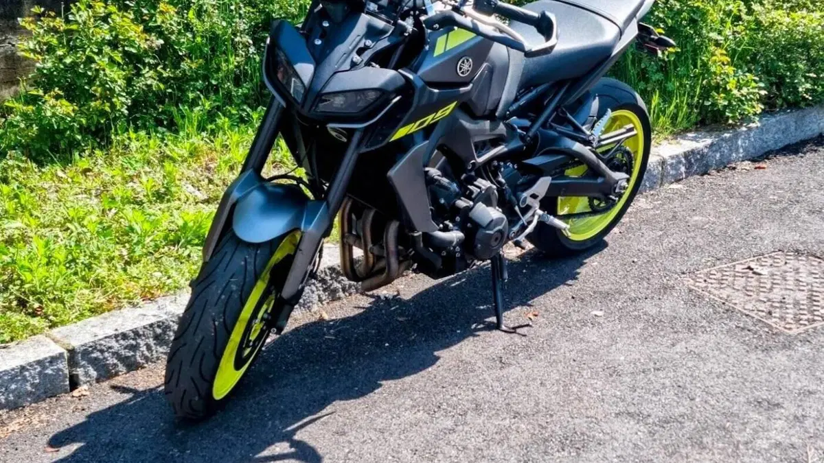 Yamaha MT-09 (2017 - 20) 
