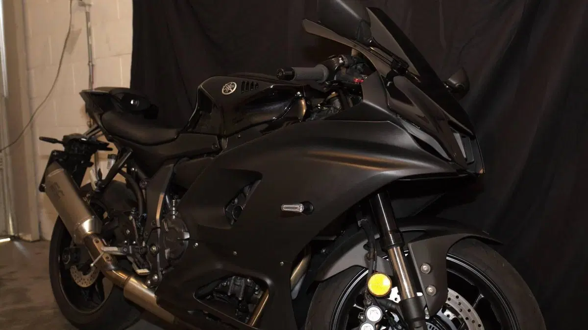 Yamaha YZF R7 (2021 - 25)  (11)