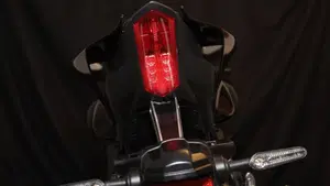 Yamaha YZF R7 (2021 - 25)  (16)