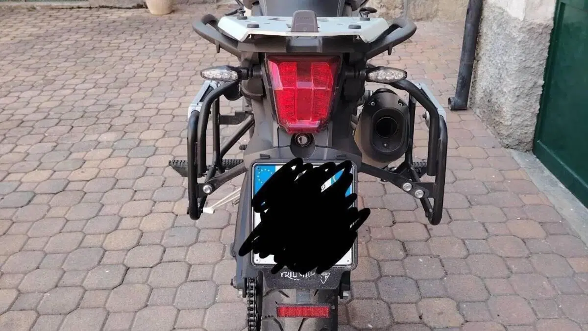 Triumph Tiger 800 XRx (2018 - 20)  (4)